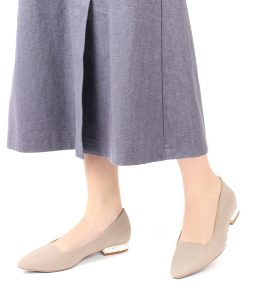 RANDA（ランダ）の「3E/クリアヒールスクエアトゥパンプス（パンプス・レディース・ブラック/ベージュ/パープル・23/24/25/22/25.5/22.5/24.5/23.5）」の3枚目の写真