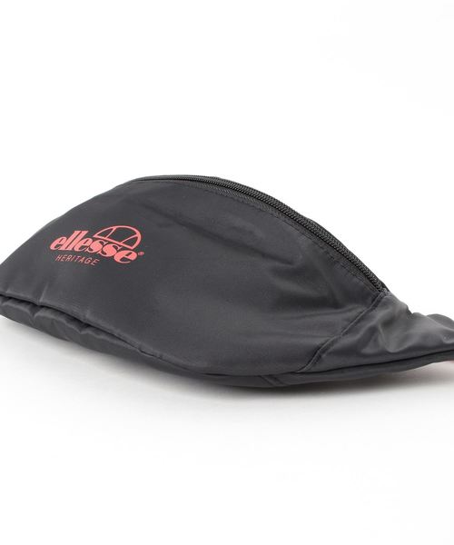 ellesse（エレッセ）の「ellesse Fanny Pack (BLACK/BRILLIANT RED)（ボディバッグ/ウエストポーチ）」 WEAR