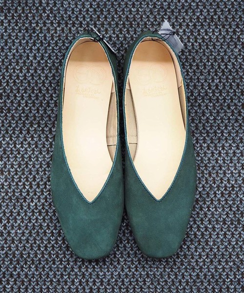 ENあしながおじさん（エンアシナガオジサン）の「防水｜Vカットフラットシューズ　5360269（パンプス・レディース・パイソン/マスタード/グリーン/ブラック/ワインレッド/アイボリー/その他/レンガ/サンドベージュ/ネイビー/プラチナム・24.5cm/22.5cm/24.0cm/23.5cm/23.0cm/25.0cm/22.0cm）」の5枚目の写真