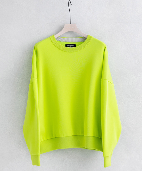 UNITED TOKYO(ユナイテッドトウキョウ)の「18Gオーバーサイズスウェットニット(ニット/セーター・メンズ・ブラック/ベージュ/カーキ/ライム・FREE)」の4枚目の写真