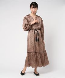 サテン花柄ペザントワンピース