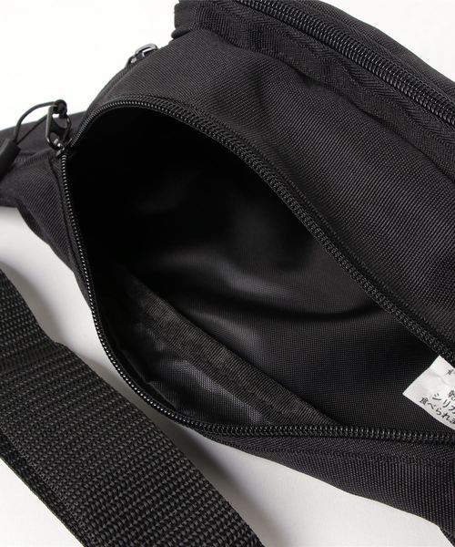 Reebok（リーボック）の「∴WEGO/Reebok ベクターロゴ5ポケットウエストバッグ（ボディバッグ/ウエストポーチ・メンズ・ブラック/ホワイト・FREE）」の5枚目の写真