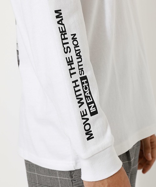 AZUL by moussy（アズールバイマウジー）の「PHOTOGRAPHIC LONG TEE/フォトグラフィックロングTシャツ　251DSM90-288C（Tシャツ/カットソー・メンズ・ホワイト/ブラック/ライトベージュ・SMALL/MEDIUM/LARGE）」の22枚目の写真
