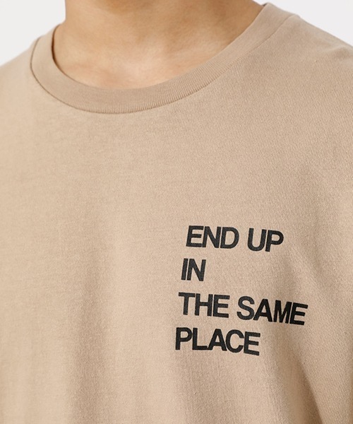 AZUL by moussy（アズールバイマウジー）の「PHOTOGRAPHIC LONG TEE/フォトグラフィックロングTシャツ　251DSM90-288C（Tシャツ/カットソー・メンズ・ホワイト/ブラック/ライトベージュ・SMALL/MEDIUM/LARGE）」の5枚目の写真