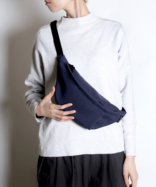 Un coeur(アンクール)の「【Un coeur/アンクール】TORO(Ⅱ) water repellent series K900016N(ボディバッグ/ウエストポーチ・メンズ・ブラック/グレー/ネイビー・FREE)」の12枚目の写真