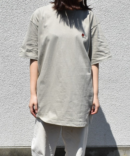 DOUBLE STEAL(ダブルスティール)の「ROSE Embroidery Tシャツ(Tシャツ/カットソー・メンズ・ブラック/ホワイト/ブルー/シルバーグレー・LARGE/X-LARGE/MEDIUM)」の3枚目の写真