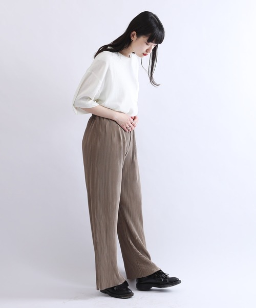 Lulu ＆ Arnie（るるあんどあーにー）の「オーバーサイズ ビッグシルエット 鹿の子 サマーニット / 半袖ニット（ニット/セーター・メンズ・ブラック/ブラウン/オフホワイト/ブルー/グレイッシュベージュ・MEDIUM/LARGE）」の19枚目の写真