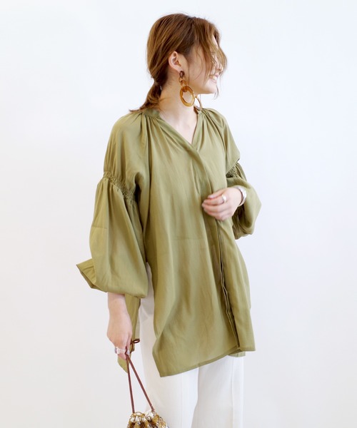 DouDou（ドゥドゥ）の「袖シャーリングブラウス（シャツ/ブラウス・レディース・ホワイト/ブラック/カーキ・FREE）」の9枚目の写真