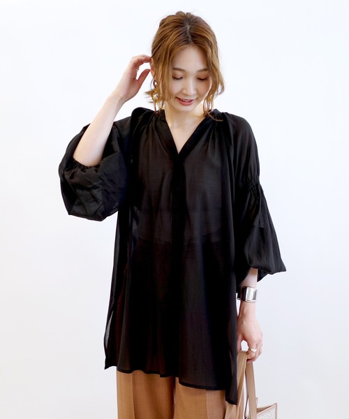 DouDou（ドゥドゥ）の「袖シャーリングブラウス（シャツ/ブラウス・レディース・ホワイト/ブラック/カーキ・FREE）」の20枚目の写真