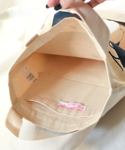Little sunny bite(リトルサニーバイト)の「《Little sunny bite(リトルサニーバイト)》Charlotte mei x little sunny bite little girl tote bag(トートバッグ・レディース・ナチュラル・FREE)」の7枚目の写真