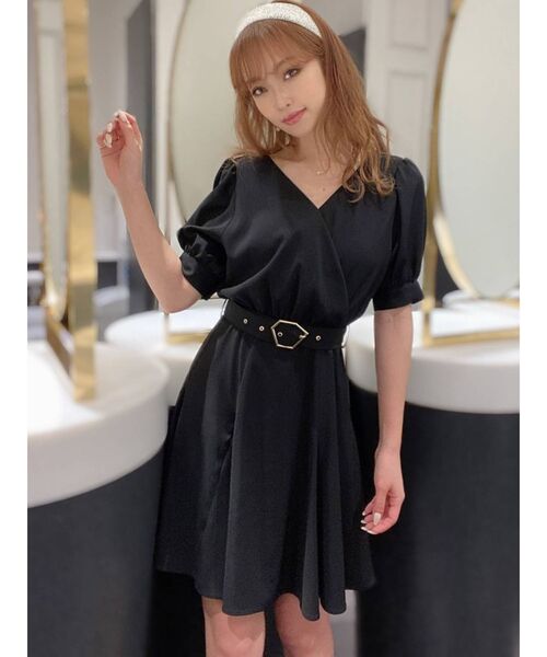 RESEXXY（リゼクシー）の「シャイニーボリュームカチューシャ（カチューシャ・レディース・ベージュ/ブラック・FREE）」の5枚目の写真