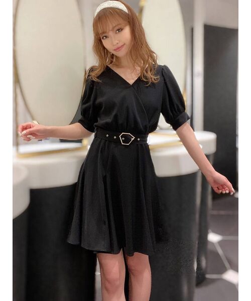 RESEXXY（リゼクシー）の「シャイニーボリュームカチューシャ（カチューシャ・レディース・ベージュ/ブラック・FREE）」の7枚目の写真