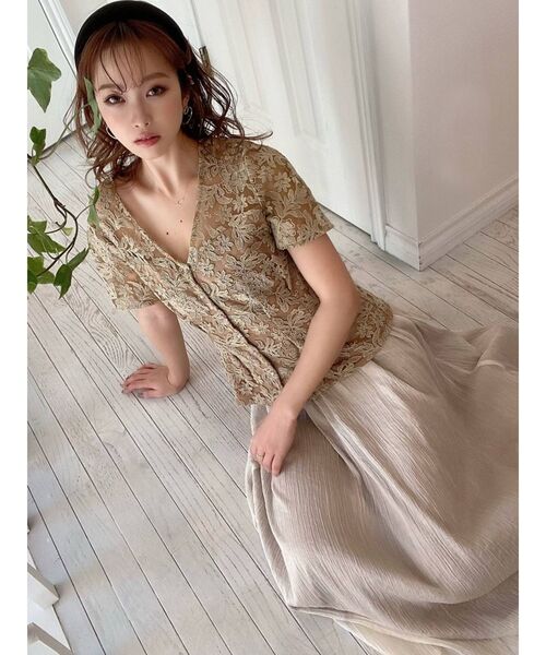 RESEXXY（リゼクシー）の「シャイニーボリュームカチューシャ（カチューシャ・レディース・ベージュ/ブラック・FREE）」の14枚目の写真