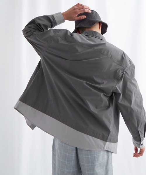 EMMA CLOTHES(エマクローズ)の「オーバーサイズ配色カラーリングレイヤードシャツ【EMMA CLOTHES/エマクローズ】(シャツ/ブラウス・メンズ・ホワイト/チャコール/モスグリーン・FREE)」の15枚目の写真