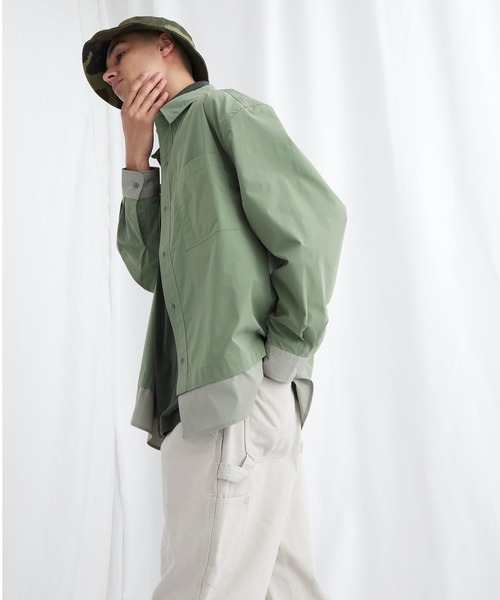 EMMA CLOTHES(エマクローズ)の「オーバーサイズ配色カラーリングレイヤードシャツ【EMMA CLOTHES/エマクローズ】(シャツ/ブラウス・メンズ・ホワイト/チャコール/モスグリーン・FREE)」の21枚目の写真