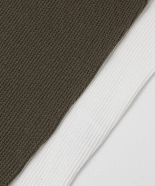 ITEMS URBANRESEARCH（アイテムズ アーバンリサーチ）の「ワッフルキーネックカットソー（Tシャツ/カットソー・メンズ・オフホワイト/チャコールグレー・LARGE/MEDIUM）」の16枚目の写真