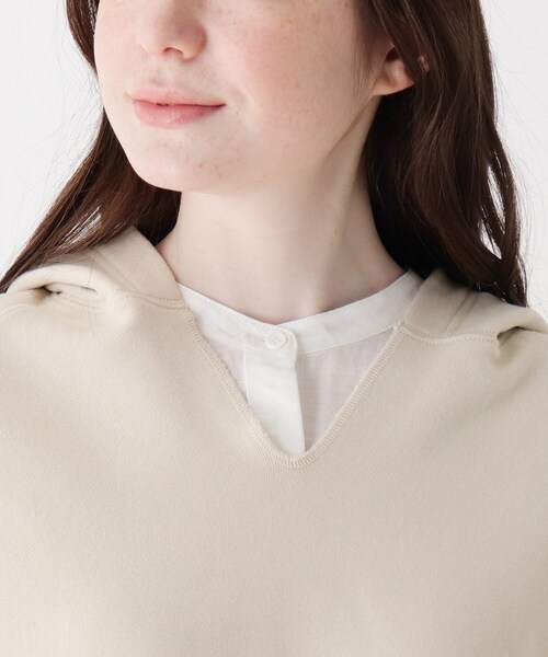 SHOO・LA・RUE（シューラルー）の「◆コクーンシルエット裏毛ノースリーブフーディ（パーカー・レディース・ブラック/ライトグリーン/ライトベージュ・00）」の11枚目の写真