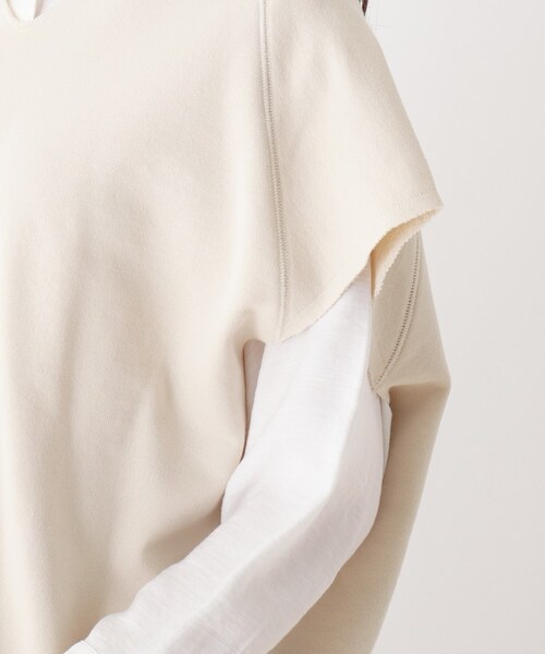 SHOO・LA・RUE（シューラルー）の「◆コクーンシルエット裏毛ノースリーブフーディ（パーカー・レディース・ブラック/ライトグリーン/ライトベージュ・00）」の10枚目の写真