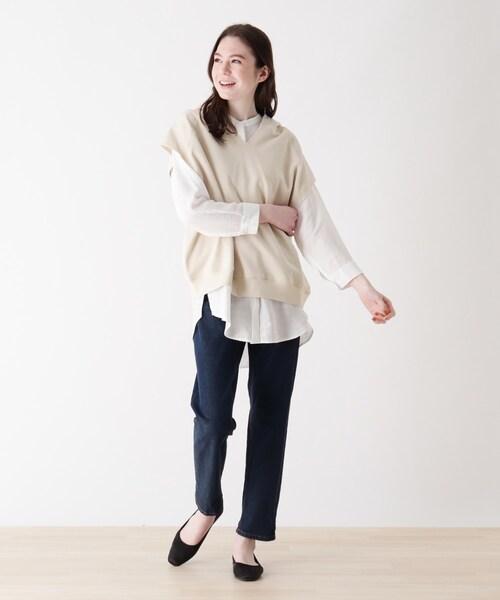 SHOO・LA・RUE（シューラルー）の「◆コクーンシルエット裏毛ノースリーブフーディ（パーカー・レディース・ブラック/ライトグリーン/ライトベージュ・00）」の7枚目の写真