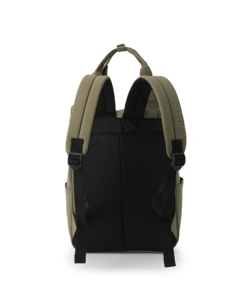 SHOO・LA・RUE（シューラルー）の「◆【軽量】自立する10ポケットリュック（バックパック/リュック・レディース・ブラック/カーキ・00）」の3枚目の写真