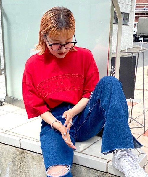 WHO'S WHO gallery（フーズフーギャラリー）の「【KOOKY'N/クーキー】ピグメントカレッジ刺繍TEE（Tシャツ/カットソー・メンズ・ホワイト/アッシュグレー/ブラック/ネイビー/レッド/グリーン・FREE）」の6枚目の写真