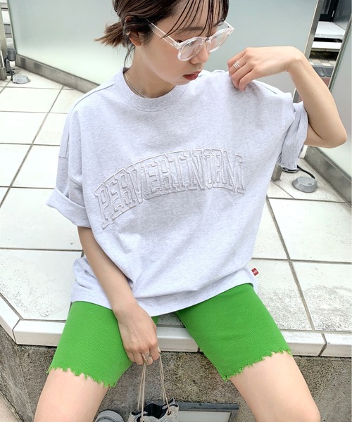 WHO'S WHO gallery（フーズフーギャラリー）の「【KOOKY'N/クーキー】ピグメントカレッジ刺繍TEE（Tシャツ/カットソー・メンズ・ホワイト/アッシュグレー/ブラック/ネイビー/レッド/グリーン・FREE）」の4枚目の写真