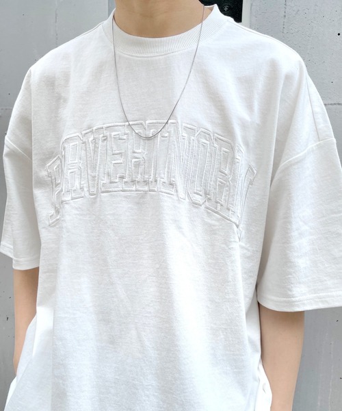 WHO'S WHO gallery（フーズフーギャラリー）の「【KOOKY'N/クーキー】ピグメントカレッジ刺繍TEE（Tシャツ/カットソー・メンズ・ホワイト/アッシュグレー/ブラック/ネイビー/レッド/グリーン・FREE）」の19枚目の写真