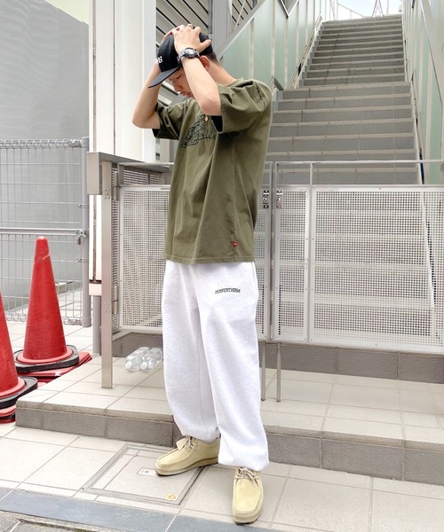 WHO'S WHO gallery（フーズフーギャラリー）の「【KOOKY'N/クーキー】ピグメントカレッジ刺繍TEE（Tシャツ/カットソー・メンズ・ホワイト/アッシュグレー/ブラック/ネイビー/レッド/グリーン・FREE）」の15枚目の写真