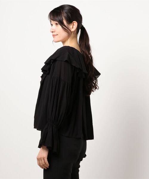 archives（アルシーヴ）の「【入荷禁止】フリルラッフルブラウス（シャツ/ブラウス・レディース・ブラック/レッド系その他/オフホワイト/シルバーグレー・MEDIUM）」の5枚目の写真