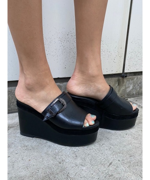 EGOIST（エゴイスト）の「ベルト付ウェッジサンダル（サンダル・レディース・ブラック/キャメル・S/M）」の10枚目の写真