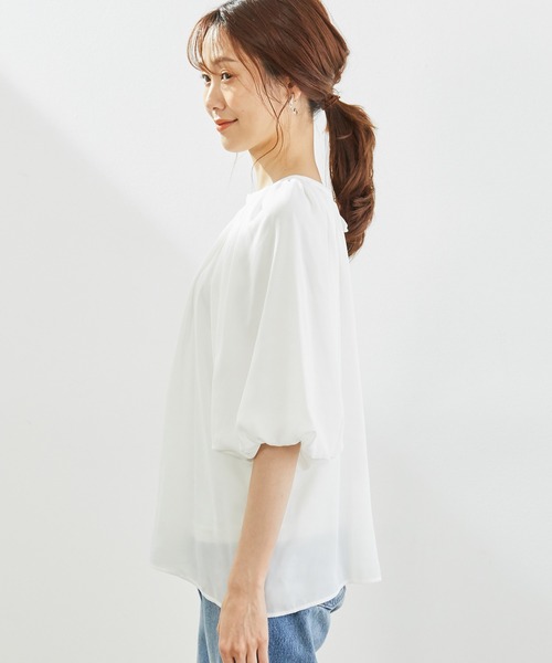 ROPE' PICNIC（ロペピクニック）の「【2WAY】パフスリーブブラウス（シャツ/ブラウス・レディース・ブラック/ホワイト/ダークラベンダー・38）」の4枚目の写真