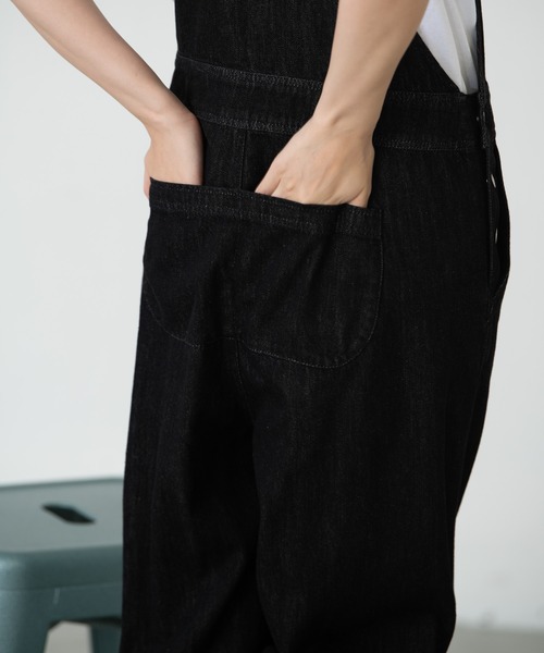 EDIT Gris（エディットグリ）の「デザインポケットサロペット/オーバーオール（サロペット/オーバーオール・レディース・ホワイト/ブラック・FREE）」の18枚目の写真