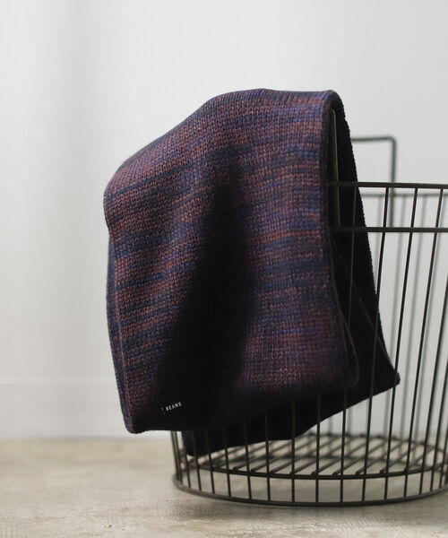 BEAMS(ビームス)の「BEAMS / ローゲージ スヌード(ネックウォーマー/スヌード・メンズ・ブラック/ネイビー/ブラック系その他4・ONE SIZE)」の3枚目の写真