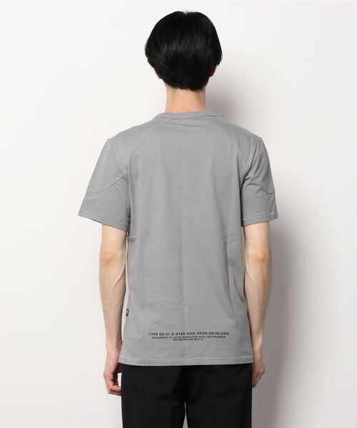 G-STAR（ジースター）の「SHOULDER PANEL R T-SHIRT（Tシャツ/カットソー・メンズ・グレー/ダークブラック・SMALL/MEDIUM/LARGE/X-SMALL/X-LARGE）」の8枚目の写真