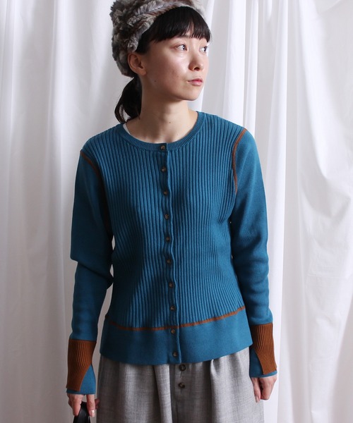 Lene(レネ)の「ギリシャコットン/バイカラークルーカーディガン(ニット/セーター・レディース・ブラック/アイボリー/ブルー・FREE)」の22枚目の写真