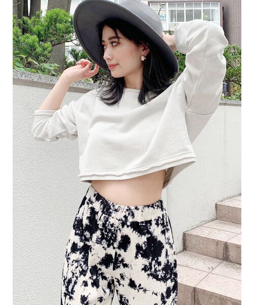 GYDA(ジェイダ)の「PROCESSINGショートスウェットTOPS(スウェット・レディース・カーキ/ピンク/アイボリー・FREE)」の20枚目の写真