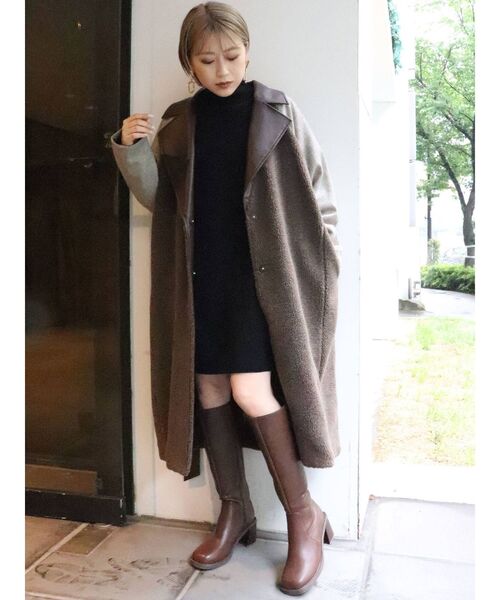 MURUA(ムルーア)の「サイドリブルーズニットワンピース(ワンピース・レディース・アイボリー/ブラック/ブルー/モカ・FREE)」の10枚目の写真