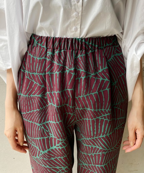 CAPRICIEUX LE'MAGE（カプリシューレマージュ）の「キカガライージーパンツ（その他パンツ・レディース・ブラック/グリーン・FREE）」の9枚目の写真