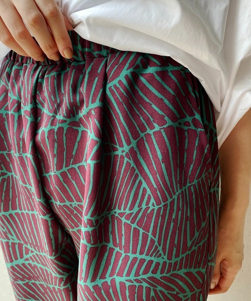 CAPRICIEUX LE'MAGE（カプリシューレマージュ）の「キカガライージーパンツ（その他パンツ・レディース・ブラック/グリーン・FREE）」の12枚目の写真