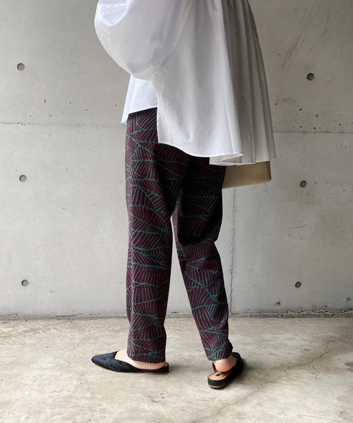 CAPRICIEUX LE'MAGE（カプリシューレマージュ）の「キカガライージーパンツ（その他パンツ・レディース・ブラック/グリーン・FREE）」の13枚目の写真