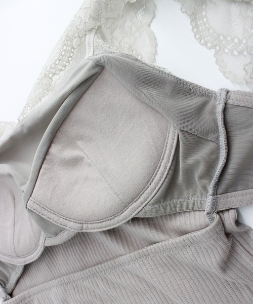 tu-hacci（ツーハッチ）の「【販売枚数累計200万枚突破！】ナチュラルに整える。ノンワイヤーホック付きショルダーレースキャミソール【ブラが要らないBRAIRAZU-ブライラズシリーズ】（タンクトップ・レディース・ホワイト/グレイッシュベージュ/ブラック・L/S/M/XL/SG/MG/LG）」の13枚目の写真