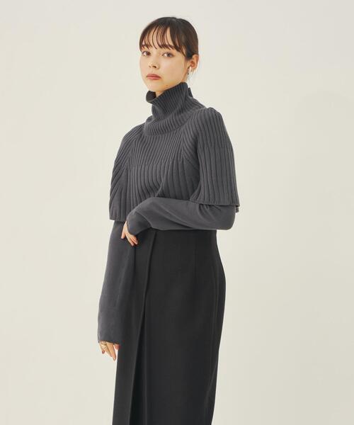 EMMEL REFINES（エメルリファインズ）の「＜EMMEL REFINES（エメル リファインズ）＞EM ケープ付き マルチウェイニット（ニット/セーター・レディース・ブラック/ダークグレー/ナチュラル・FREE）」の9枚目の写真