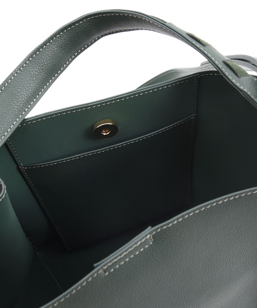 COOCO（クーコ）の「かがりデザインフェイクレザー２ＷＡＹショルダーバッグ（ショルダーバッグ・レディース・ブラック/ベージュ/グリーン・9）」の4枚目の写真