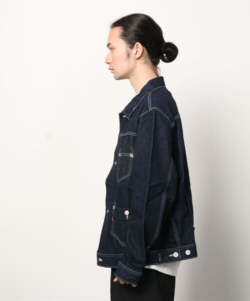 Levi's RED(リーバイスレッド)の「【Levi’s Red/リーバイス レッド】ルーズフィット デニムジャケット/ TRUCKER JACKET(デニムジャケット・メンズ・インディゴブルー・S/M/L)」の21枚目の写真