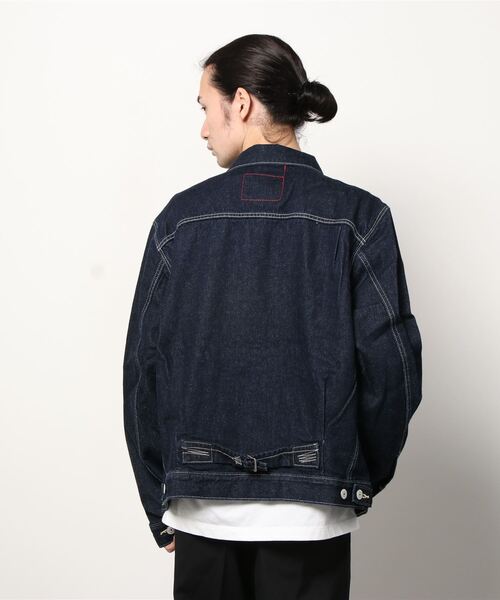 Levi's RED(リーバイスレッド)の「【Levi’s Red/リーバイス レッド】ルーズフィット デニムジャケット/ TRUCKER JACKET(デニムジャケット・メンズ・インディゴブルー・S/M/L)」の20枚目の写真