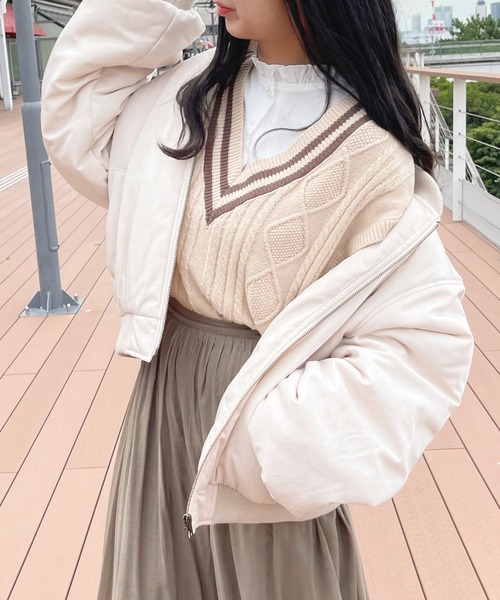 apres jour（アプレジュール）の「袖ボリュームブルゾン【ZOZOTOWN限定アイテム】（ブルゾン・レディース・ブラック/アイボリー・フリー/X-LARGE）」の5枚目の写真