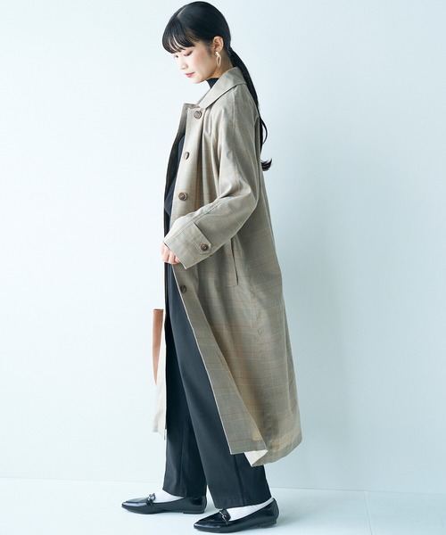 haco!（ハコ）の「カジュアルコーデも一気に大人っぽに変身させてくれる！魔法みたいにかっこいいチェックのステンカラーコート by que made me（ステンカラーコート・レディース・ブラウン系その他・SMALL/MEDIUM/LARGE/X-LARGE）」の4枚目の写真