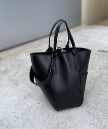 un dix cors | スタイリングにマッチしやすい　２WAYハンドルバッグ(ハンドバッグ)