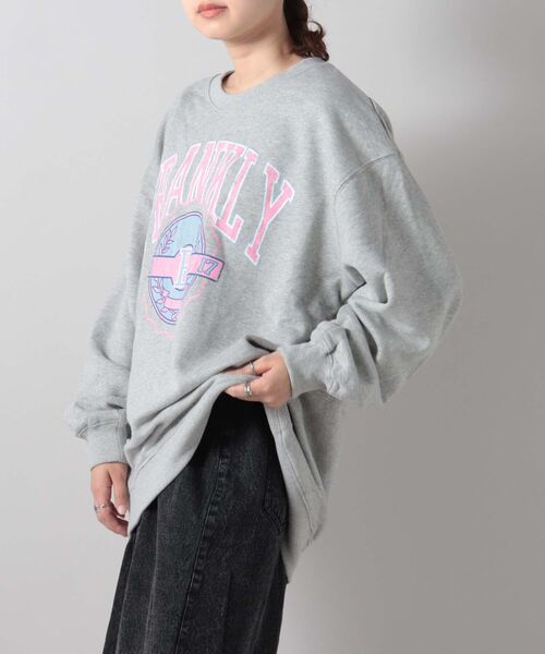 fredy repit（フレディレピ）の「オーバーサイズカレッジスロゴスウェット（スウェット・レディース・ライトパープル/チャコールグレー/ライトグレー・38）」の3枚目の写真