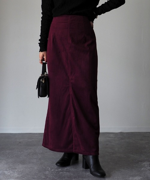Riberry（リベリー）の「前スリットコーデュロイスカート（スカート・レディース・グレー/チャコールグレー/ブラウン/ワイン・MEDIUM）」の4枚目の写真